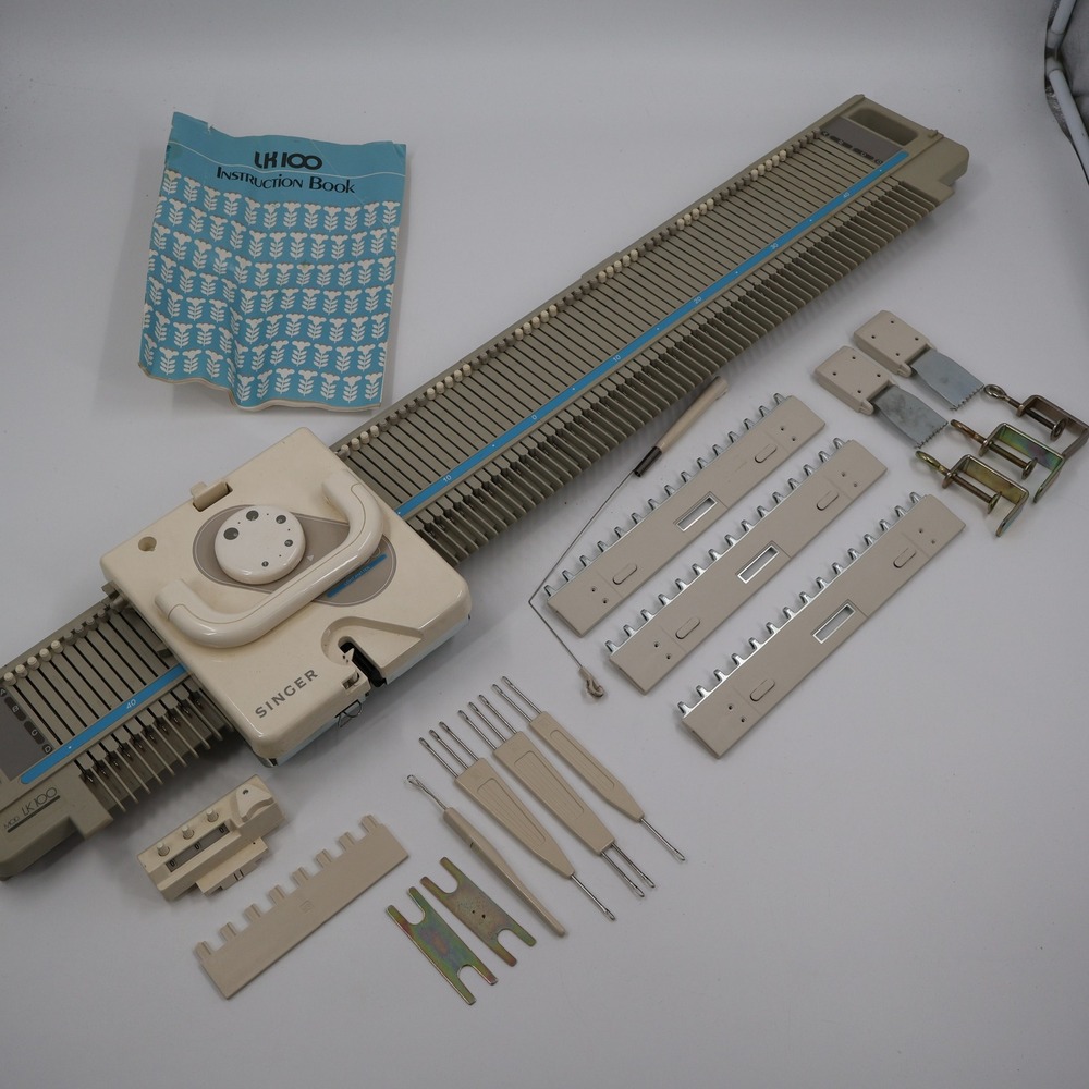 Singer LK100 Knitting Machine Beige Vintage Light Knitter With Tools and Manual